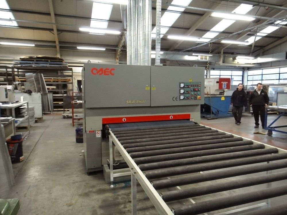 Precise Control Wide Band Sander , Sheet Metal Deburring Finishing Machine